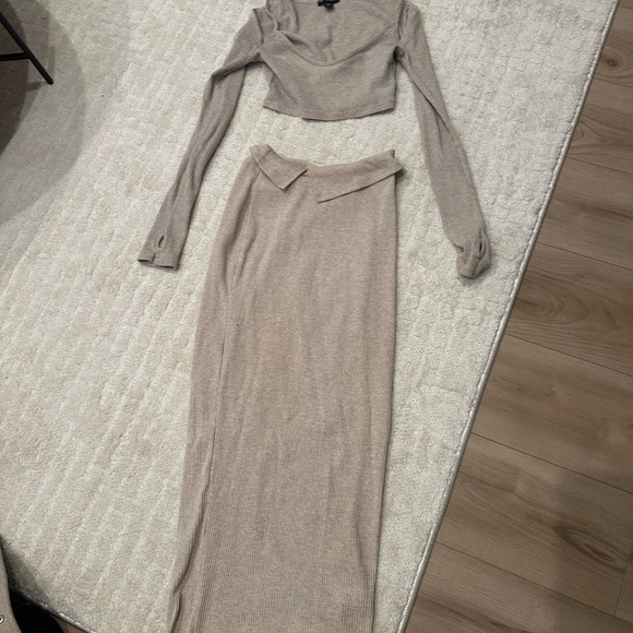Dresses & Skirts - Ribbed Knit Maxi Skirt in Taupe